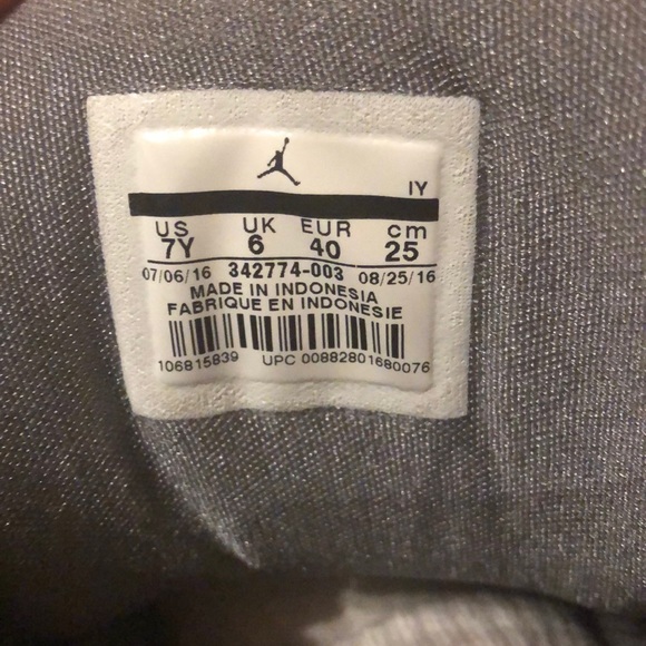 Jordan 6s-Grey and Pink - Picture 5 of 6